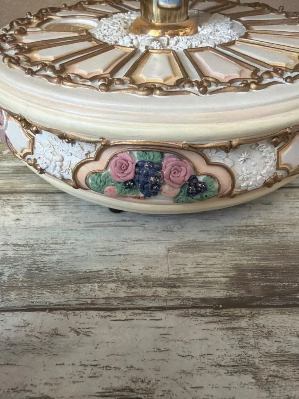 San Francisco Music Box Ltd Ed 4-Horse Carousel Color of Wind E Kamysz w/FLAWS - Picture 13 of 16
